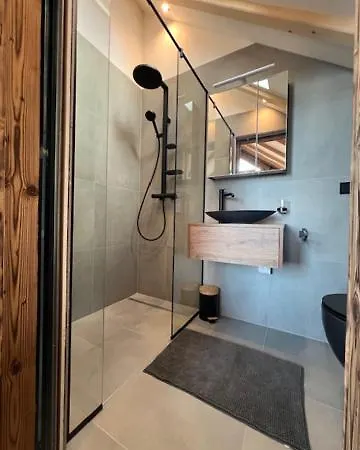 The Am Klippitztoerl - *