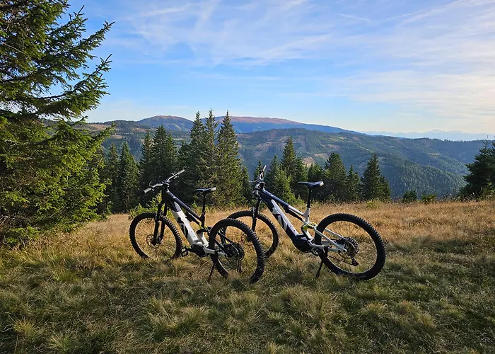 The Am Klippitztoerl - *