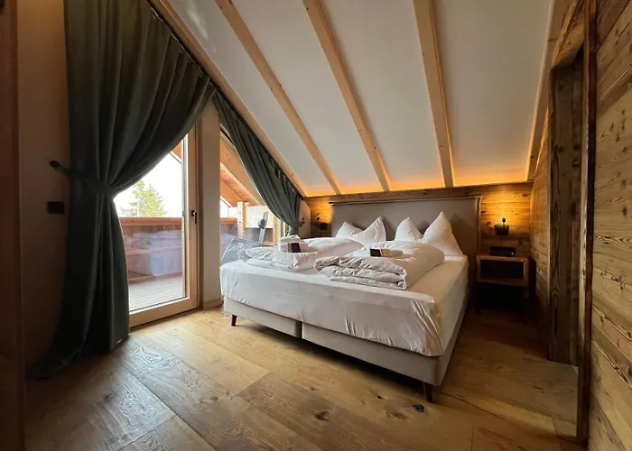 The Am Klippitztoerl - *